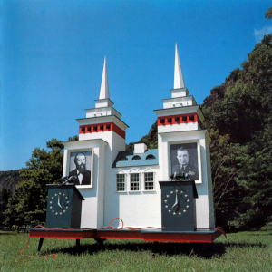 FRIENDLY, WEIRD – THEY MIGHT BE GIANTS’ LINCOLN